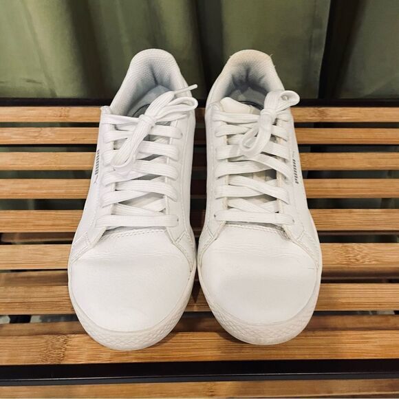 PUMA Smash Perforated White Sneaker size 6.5 - Picture 2 of 10